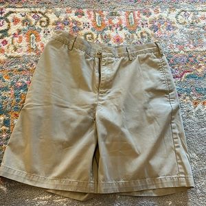 Lands End Flat Front Khaki. 32 Waist.  9” Inseam